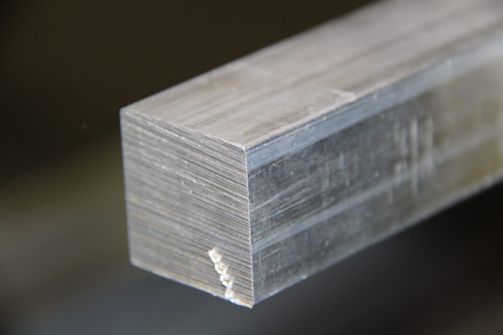 Barra quadra acciaio